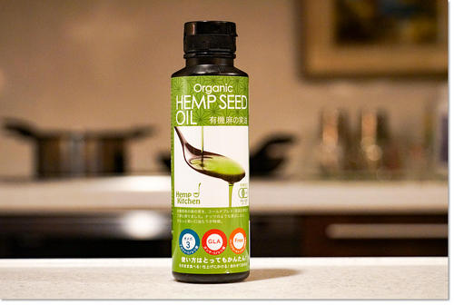 0104hempseedoil.jpg