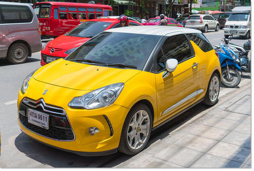 0804CitroenDS3-02.jpg