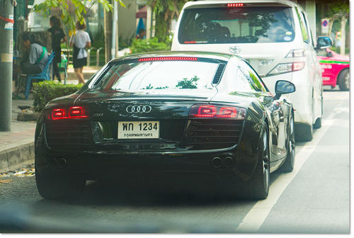 0804audiR8.jpg