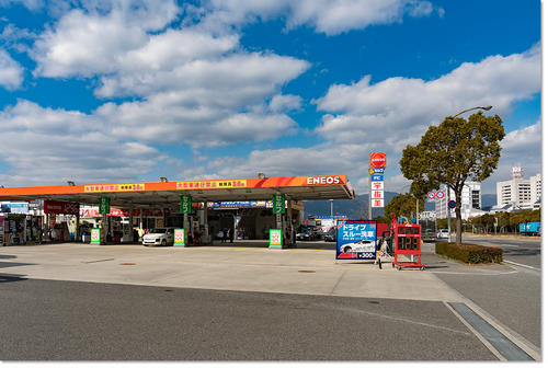 0220Gasstation02.jpg