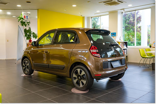 1015twingo08.jpg