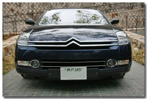 C6front02.jpg