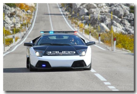 0413copcar06.jpg