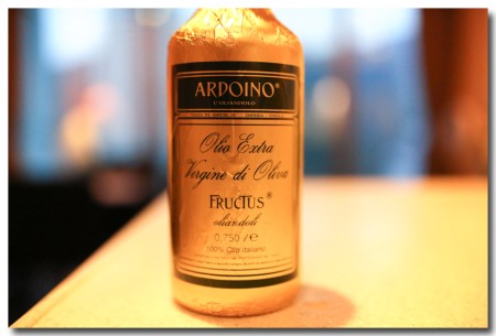 1102oliveoil01.jpg