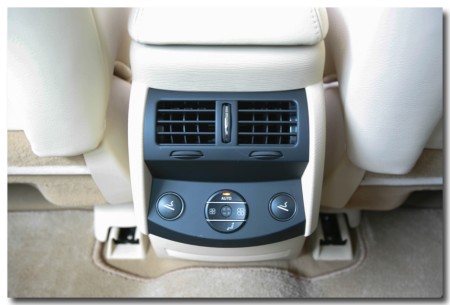 20130816RearAirconloover.jpg