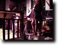 Teacher2.gif (27995 バイト)