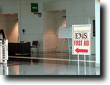 Firstaid.gif (26919 バイト)